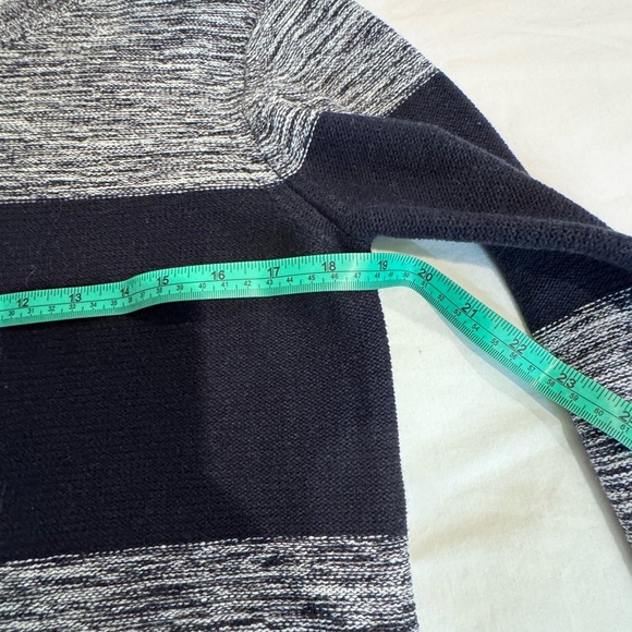 Armani Exchange Gray and Black Crewneck Sweater - Picture 5 of 6